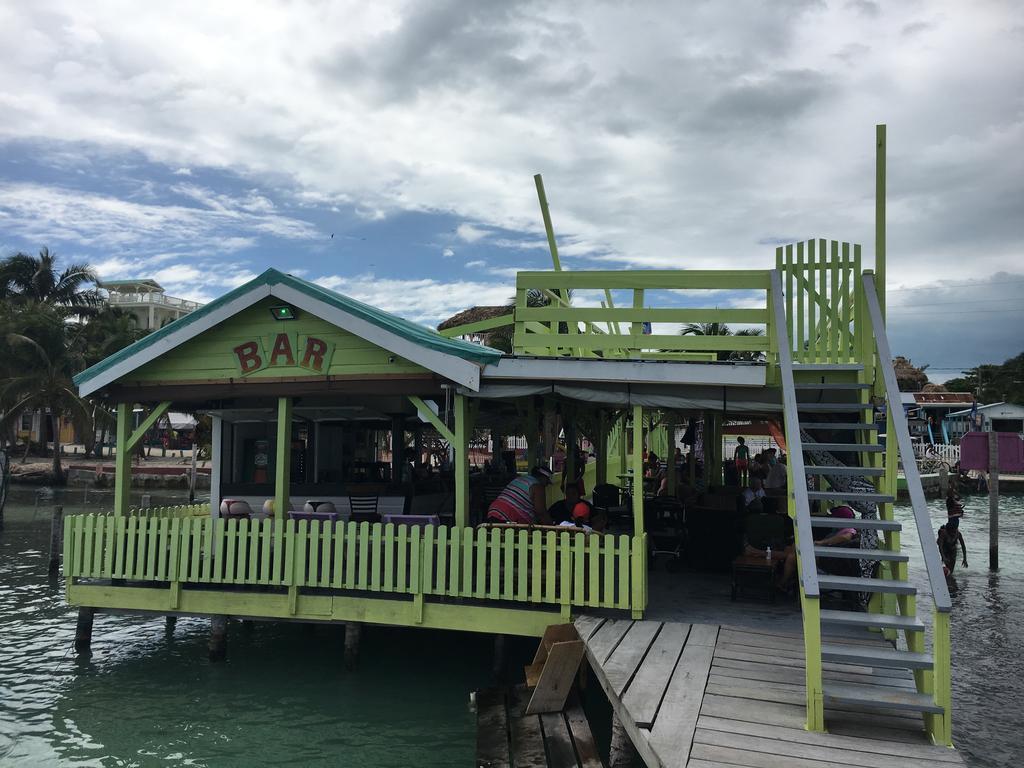 Готель Mara'S Place Caye Caulker Екстер'єр фото