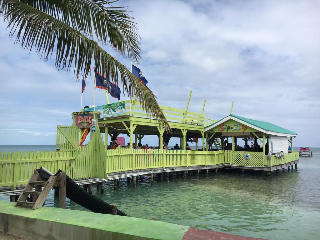 Готель Mara'S Place Caye Caulker Екстер'єр фото